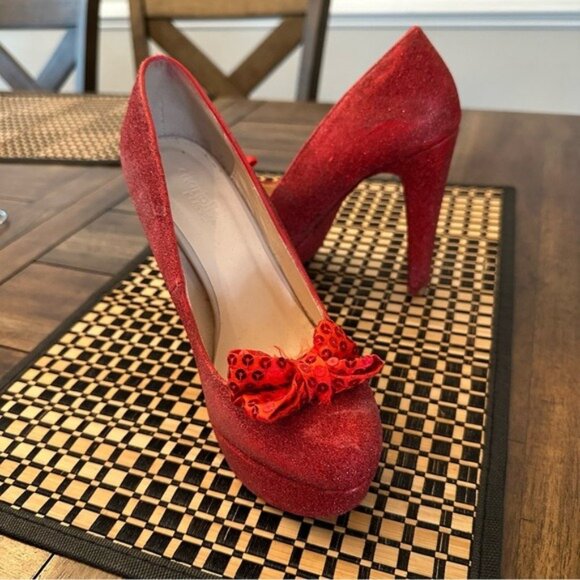 Alice in Wonderland Red Glitter Heels Women’s Size 6 High Heels with Bow Accent - Picture 1 of 8